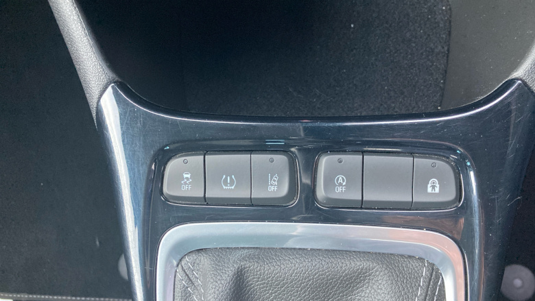 Vauxhall Crossland 1.5 Turbo D Ultimate 5dr Diesel Hatchback